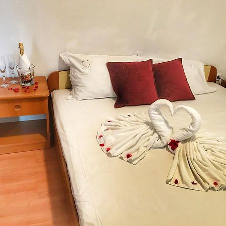 Apartments Mimoza 브리스트 외부 사진